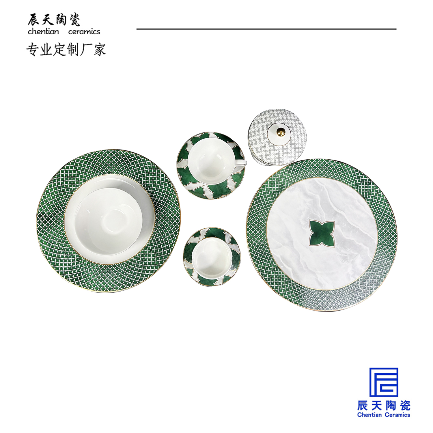 <b>客戶定制 經(jīng)典網(wǎng)紋陶瓷描金四葉草餐具</b>